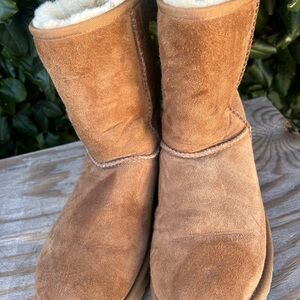 Womens Ugg Boots Size 7